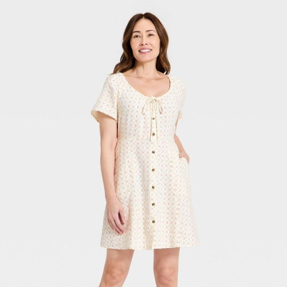 Women's Short Sleeve Button-Front Mini Sundress - Cream Floral L